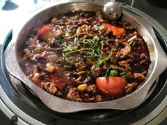 -周老三跷脚牛肉·全牛火锅(非遗传承店)