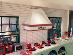 -奈尔宝·儿童乐园·亲子餐厅(华采天地店)