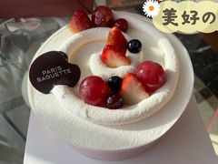 情意莓莓红丝绒蛋糕-巴黎贝甜(银城东苑店)