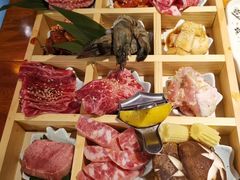 肉魁屋招牌拼盘-肉魁屋·烧肉·烧鸟·酒场(高新店)