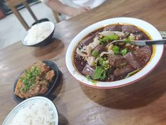 -朱大嘴肥肠血旺(福字街店)