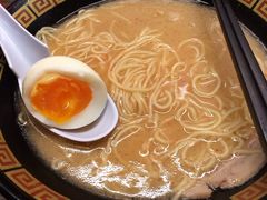 -一兰拉面(梅田阪急东通店)