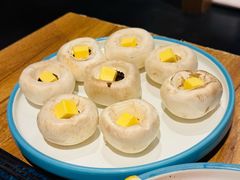 黄油白蘑菇-炼火烤肉店