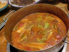 -亮欢寨酸汤鱼(沙冲路店)