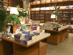-博览书店(越秀悦汇天地店)