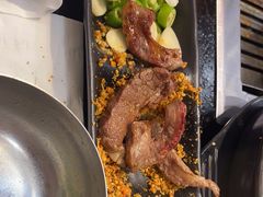 -臻牛烤肉