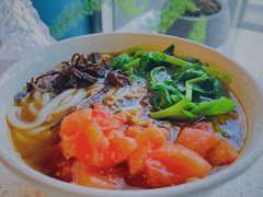 油鸡㙡凉米线-半山腰·云南菜(侨福芳草地店)