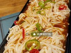 -八月美食小馆(银泰城总店)