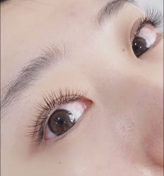 -七月美睫 美甲
