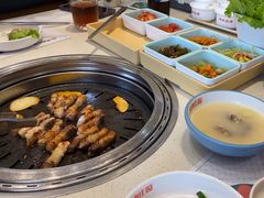 -韩香福烤肉庄园(荣成店)