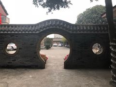 -周老三跷脚牛肉·全牛火锅(非遗传承店)