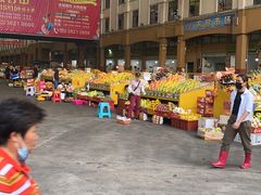 -三亚新鸿港水果一级批发市场