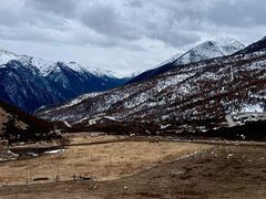 -亚拉雪山风景区