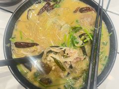 -肥汁米蘭香港米线(长宁来福士店)