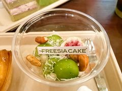 -小苍兰风铃草蛋糕甜品(沈阳店)