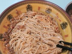 炸酱拌面-食惠里小笼包面馆(越秀店)