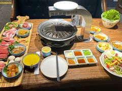 -明洞阿姨·韩式酱蟹烤肉·创意料理(三元桥店)