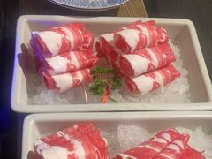 -尚尚仙·酸汤猪手·猪肚鸡火锅(华联万柳购物中心店)