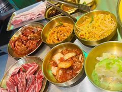 -釜山火炉·海鲜烤肉(紫藤路店)