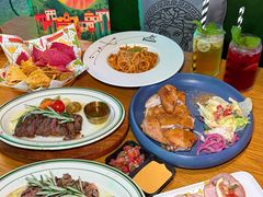 -Famous肥猫墨西哥音乐餐吧(五棵松华熙LIVE店)