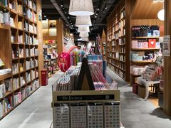 -百新书局(尚悦湾店)