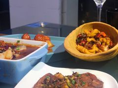 -忘忧草融合私房菜(红鼎国际店)