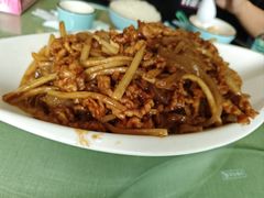 -桃子餐厅·天津菜(王顶堤总店)