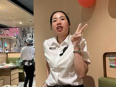 -海底捞火锅(新松江路生日主题店)