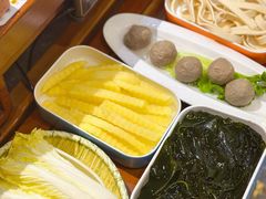 -乡土黄·鲜牛肉火锅·小龙虾(兴业街店)