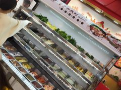 自助取餐区-杨光辉麻辣烫(华侨城商业中心店)