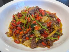 -川流不息·地道川菜·小龙虾(新松江路店)