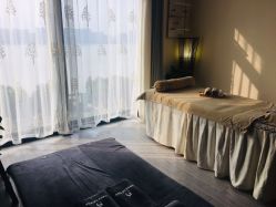 -至臻康妍健康管理中心