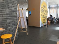 -麦当劳(伟城广场店)