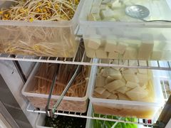 自助素菜-老表牌·蛙蛙鸡冷锅鱼(成都东站店)