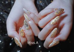 -Miss·A日式美甲美睫