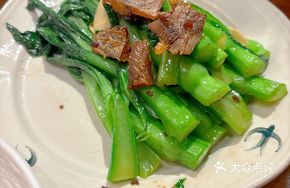 Steamed Bok Choy with Fermented Black Bean and Tuna