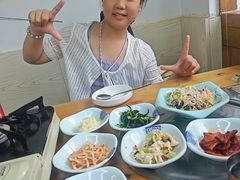 -亲昵春川鸡排(韩国美食街店)