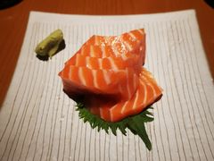 三文鱼刺身-天手古舞居酒屋(889广场店)