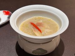 东北酸菜煮象牙蚌仔-广州文华东方酒店·江-由辉师傅主理