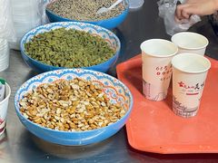 -正宁路小吃夜市