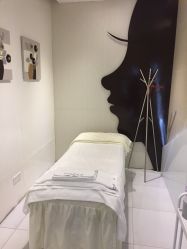 -MedSkinCare科技祛痘肌肤修护中心