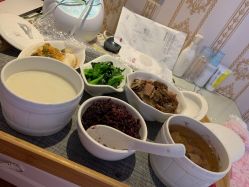 -爱妈月子会所(汕樟总店)