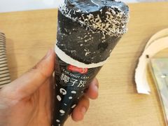 -全家便利店(杭州龙翔桥地铁站店)