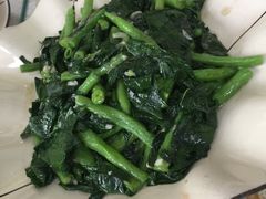 豆角炒豆叶-悦品清远人家私房菜