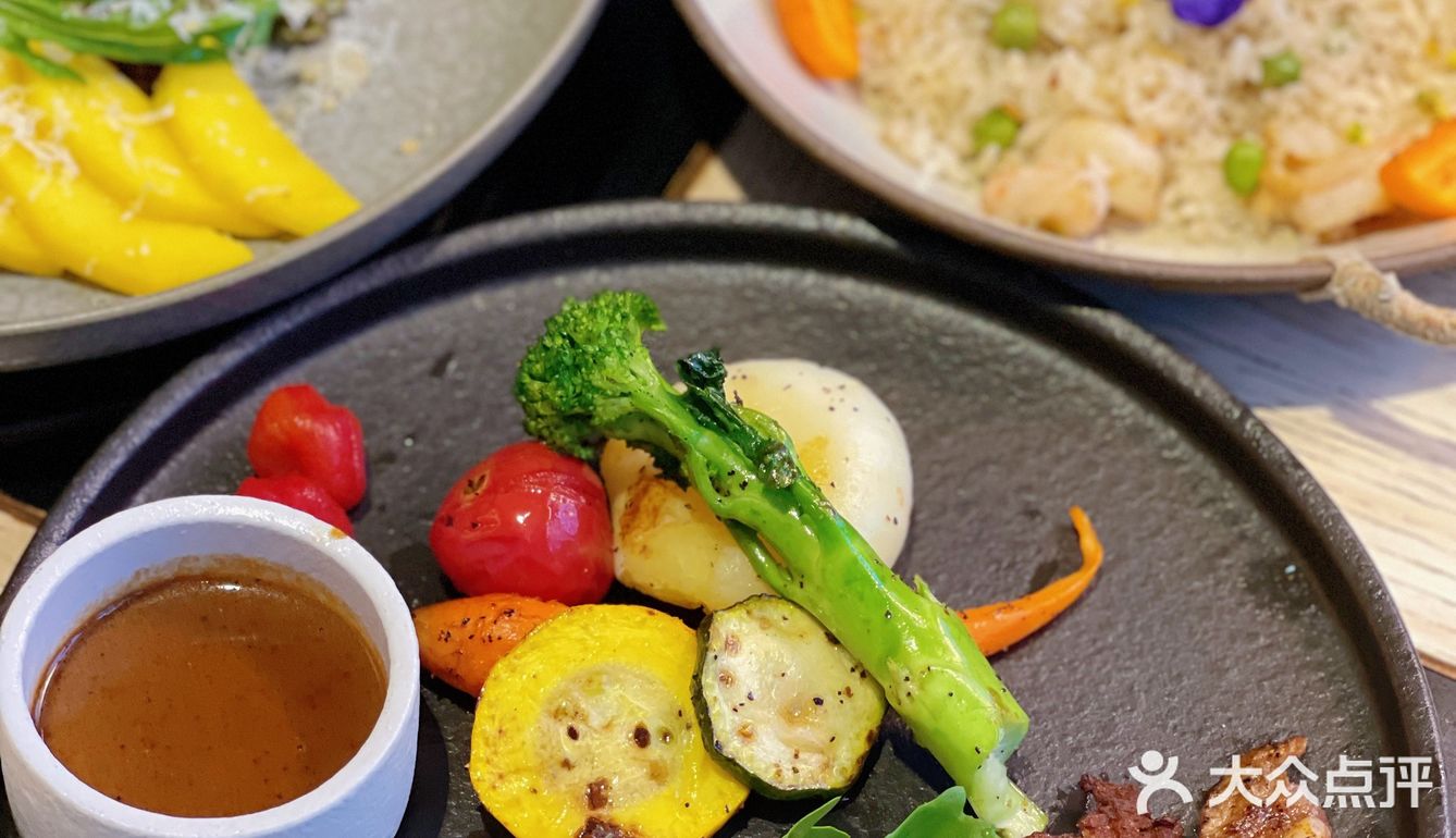 成都探店[礼花]适合情侣约会的西餐厅