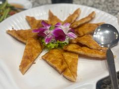 -光海鲜鱼翅餐厅(叻差拉披色路店)