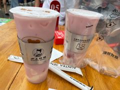 -沪上阿姨·精选茶饮(龙湖滨江天街店)