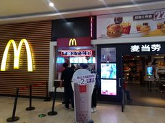 门面-麦当劳(龙之梦购物中心店)