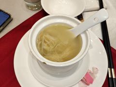 -龙悦湾酒家·八阵鱼生·渔人码头店