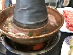 -楼外楼大刀肉传统火锅(西安大路店)